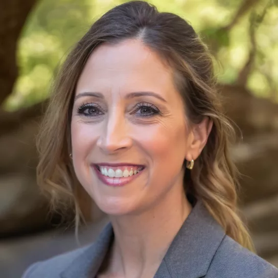 Kimberley Kaschke headshot