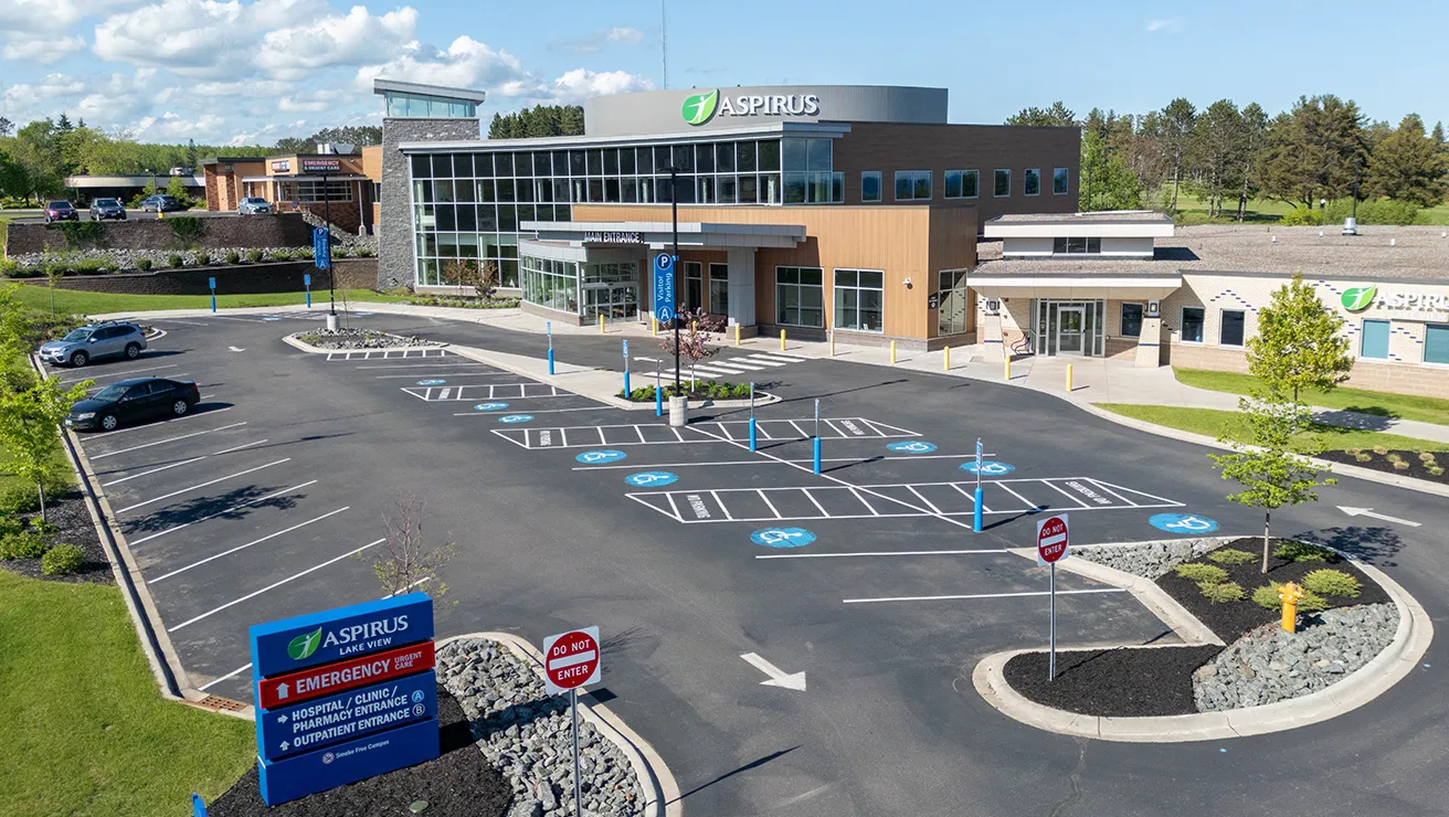 View of Aspirus Lake View Campus building